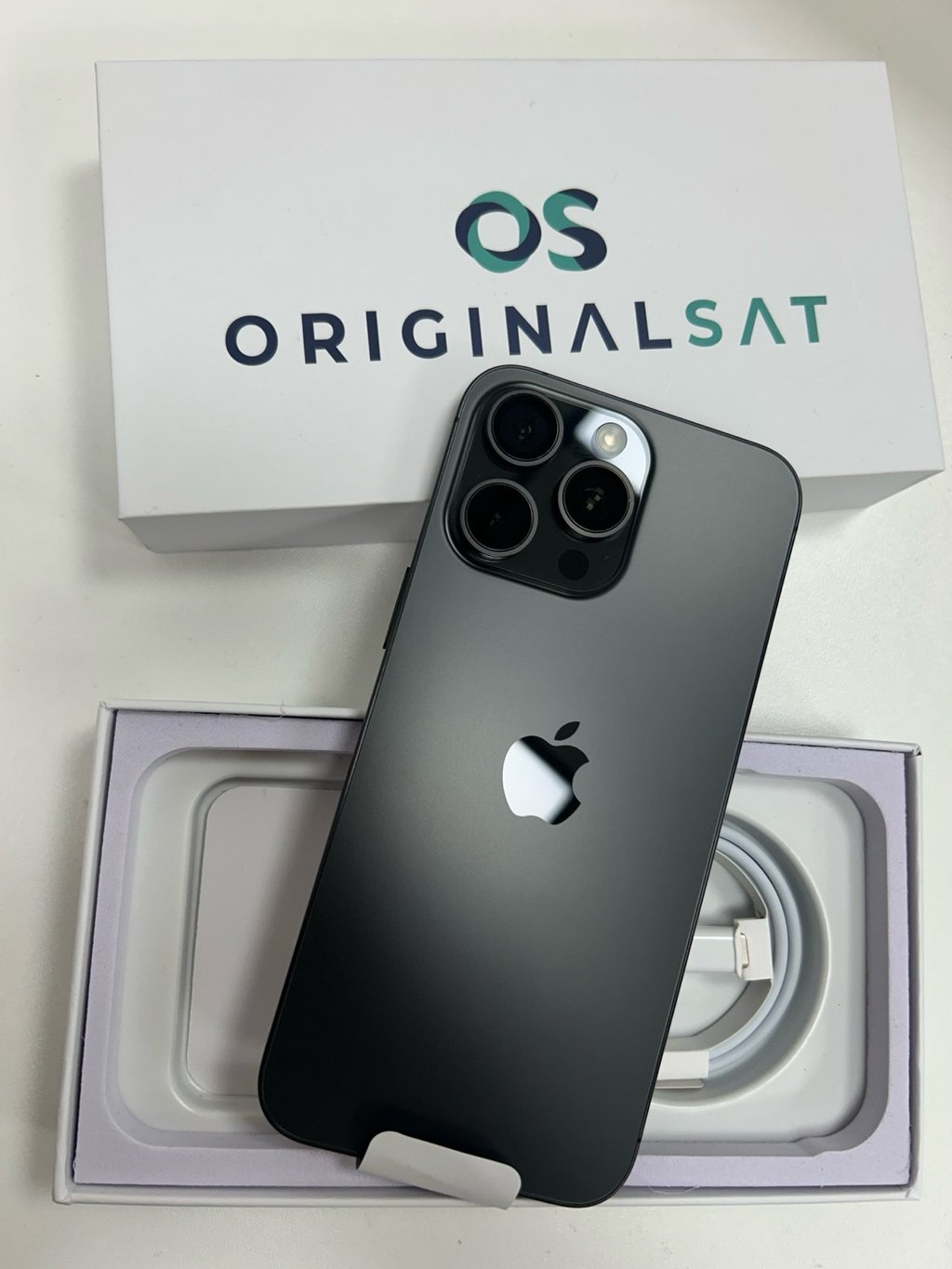 OriginalSAT iPhone 15 Pro Max UIP15PROMAXBTIT256A+ — Wallapop
